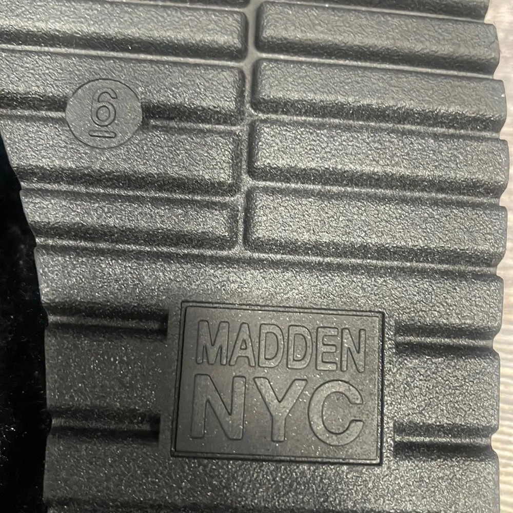 Madden NYC Crossband Platform